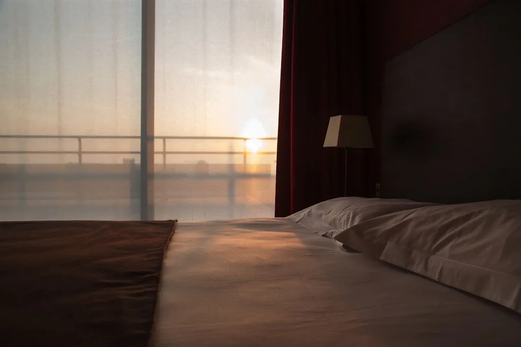 Leonardo Hotel Antwerp The Plaza 4*,